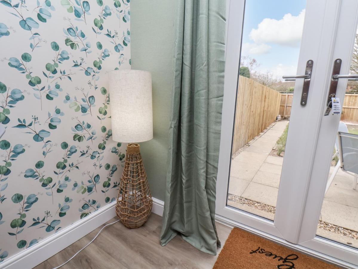22 Constable Road * Filey